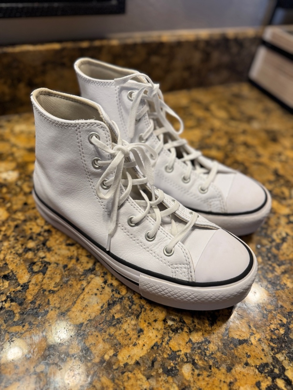 Converse Kid Cream and Black Leather-Trim Sneaker (US 4)